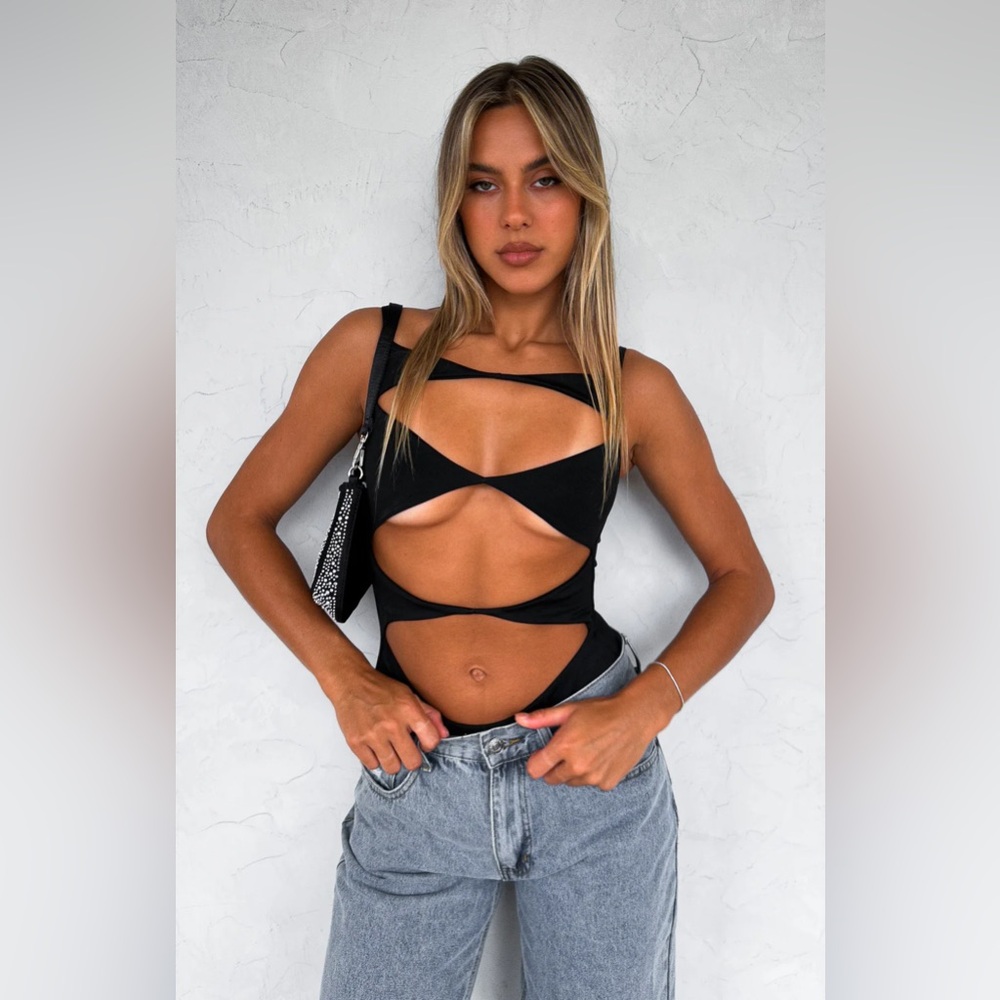 Black Never Sleep cut out bodysuit
